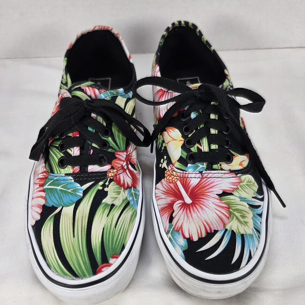 Floral Canvas Sneakers‎